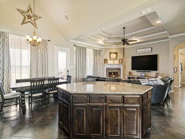 5713 Fogata Lane, Fort Worth, TX 76036