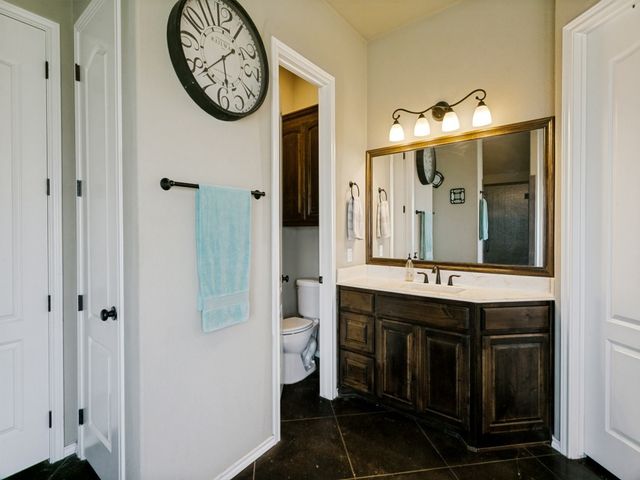 5713 Fogata Lane, Fort Worth, TX 76036
