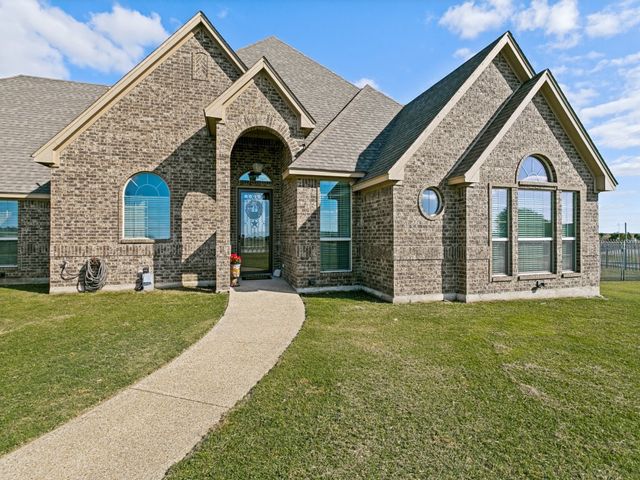 5713 Fogata Lane, Fort Worth, TX 76036