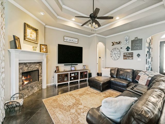 5713 Fogata Lane, Fort Worth, TX 76036