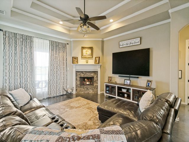 5713 Fogata Lane, Fort Worth, TX 76036