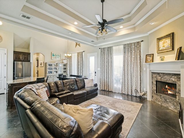5713 Fogata Lane, Fort Worth, TX 76036