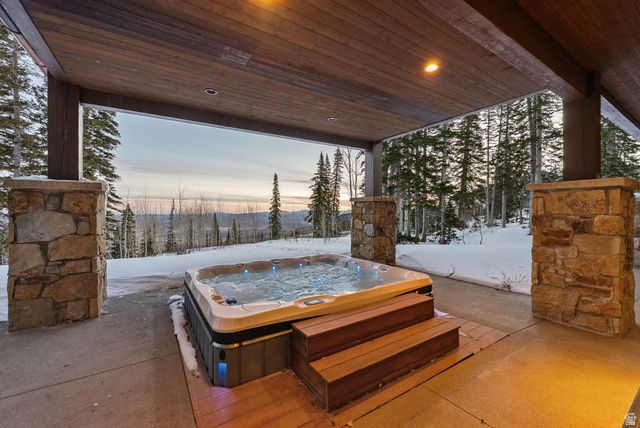 137 WHITE PINE CANYON RD, Park City, UT 84060