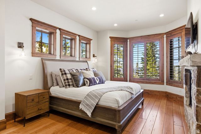 137 WHITE PINE CANYON RD, Park City, UT 84060