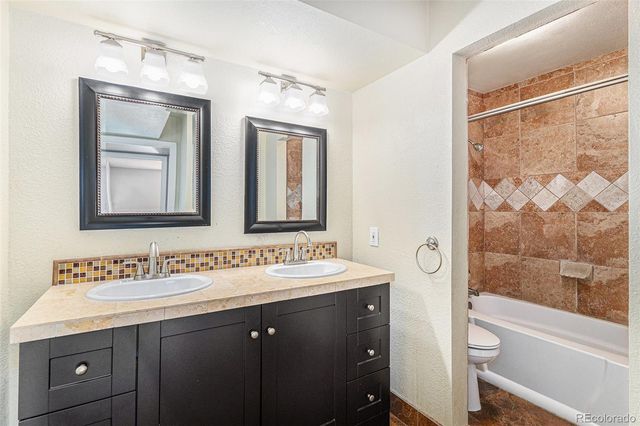 3550 S Harlan Street 242, Denver, CO 80235