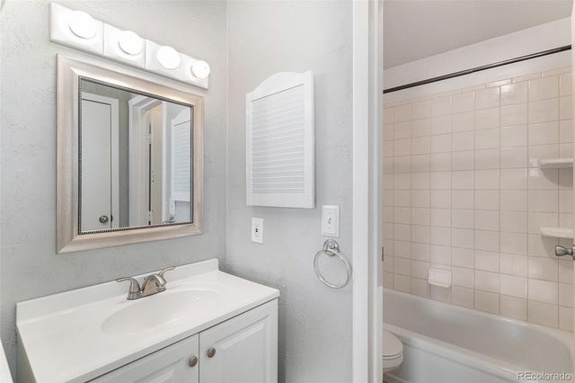 3550 S Harlan Street 242, Denver, CO 80235