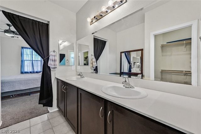 7563 Edgartown Harbor Street, Las Vegas, NV 89166