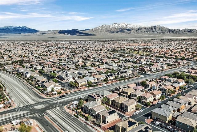 7563 Edgartown Harbor Street, Las Vegas, NV 89166