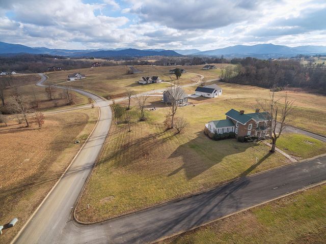 17 Links View Drive, Greeneville, TN 37743