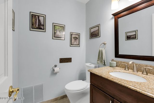 37 Clover Hill Road, Colts Neck, NJ 07722