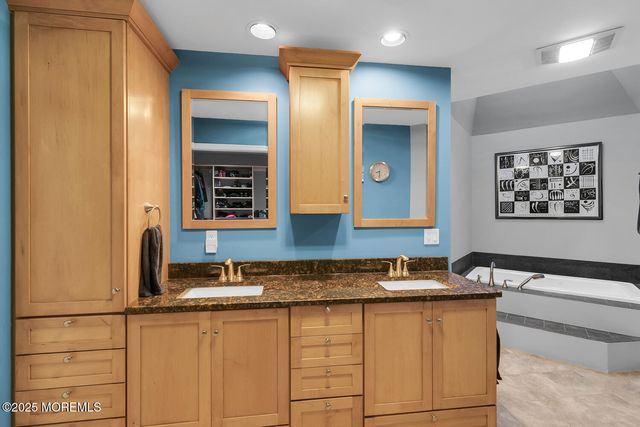 37 Clover Hill Road, Colts Neck, NJ 07722