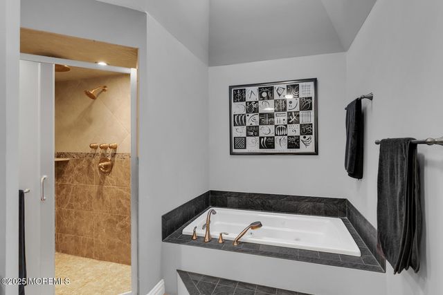 37 Clover Hill Road, Colts Neck, NJ 07722