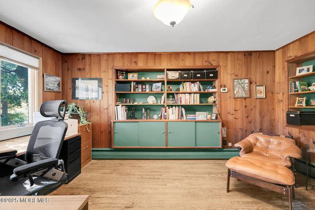 37 Clover Hill Road, Colts Neck, NJ 07722