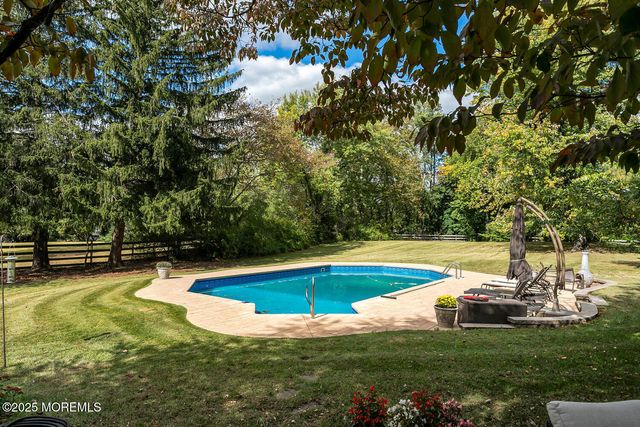 37 Clover Hill Road, Colts Neck, NJ 07722