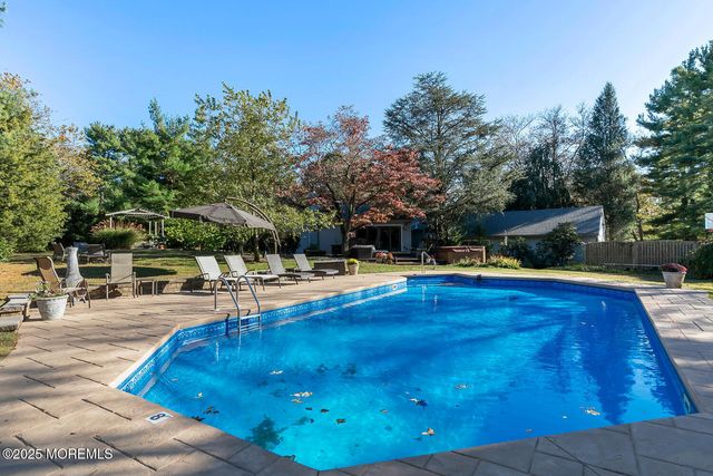 37 Clover Hill Road, Colts Neck, NJ 07722