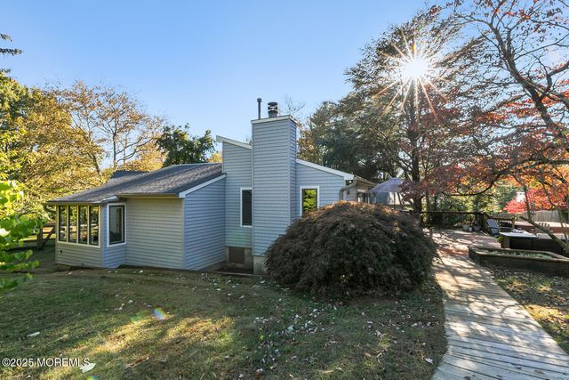 37 Clover Hill Road, Colts Neck, NJ 07722