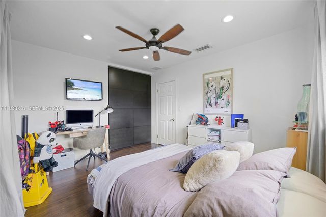 8330 SW 171st St, Palmetto Bay, FL 33157