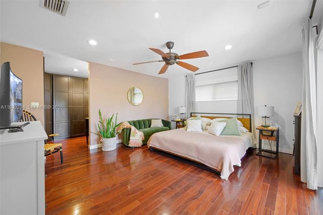 8330 SW 171st St, Palmetto Bay, FL 33157