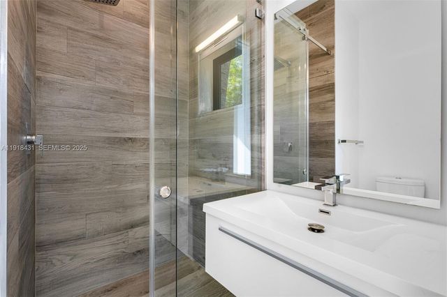 1525 Bay Rd 1525, Miami Beach, FL 33139