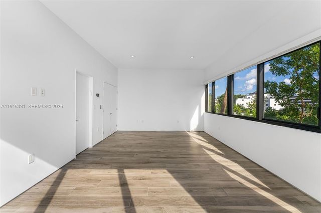 1525 Bay Rd 1525, Miami Beach, FL 33139