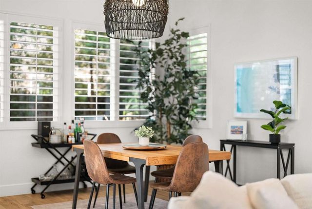 7100 Surfbird Circle, Carlsbad, CA 92011