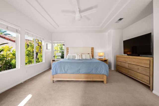 7100 Surfbird Circle, Carlsbad, CA 92011