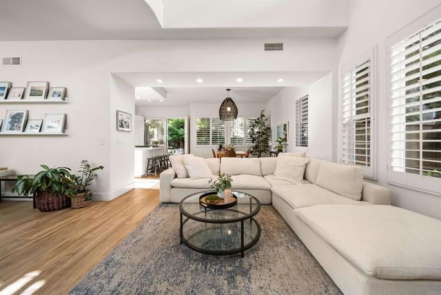 7100 Surfbird Circle, Carlsbad, CA 92011