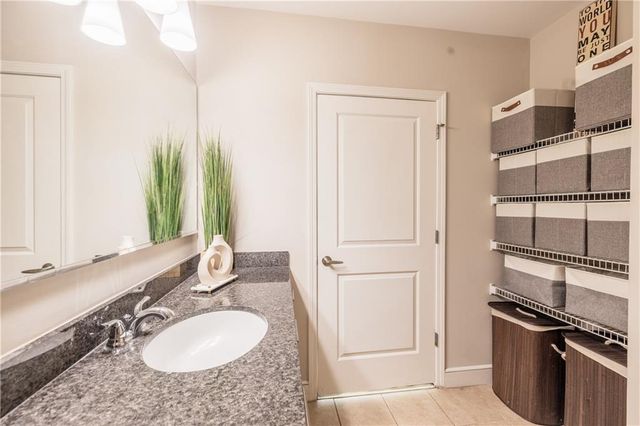 44 PEACHTREE NE Place 1030, Atlanta, GA 30309