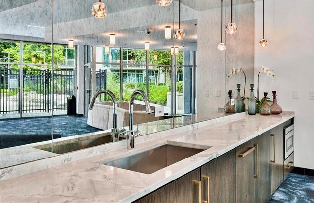 44 PEACHTREE NE Place 1030, Atlanta, GA 30309