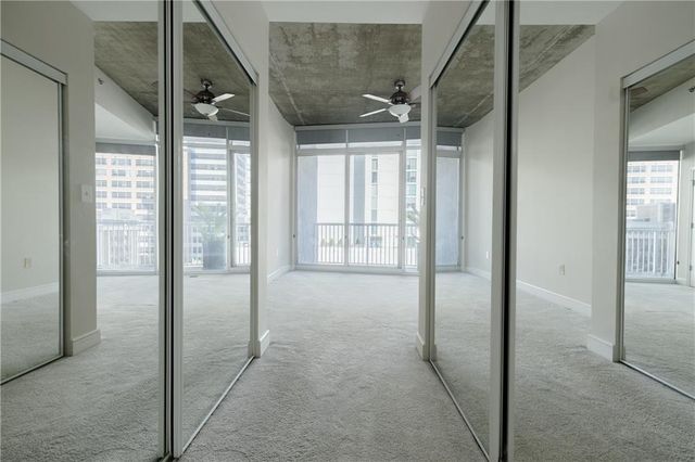 44 PEACHTREE NE Place 1030, Atlanta, GA 30309