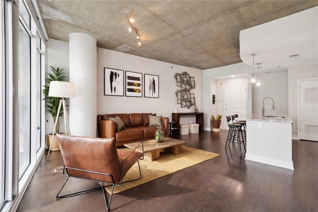 44 PEACHTREE NE Place 1030, Atlanta, GA 30309