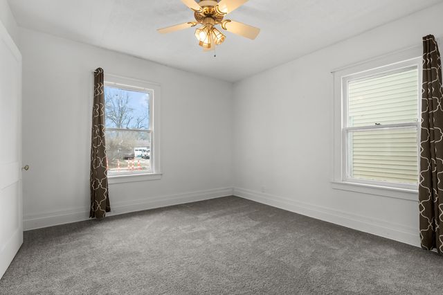 1314 Clinton Avenue, Kalamazoo, MI 49001