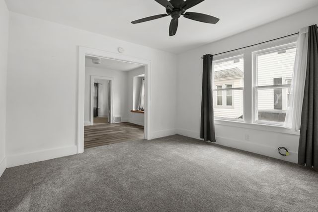 1314 Clinton Avenue, Kalamazoo, MI 49001