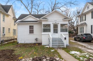 1314 Clinton Avenue, Kalamazoo, MI 49001