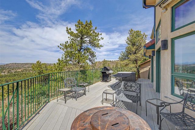 857 Pawnee Trail, Castle Rock, CO 80108