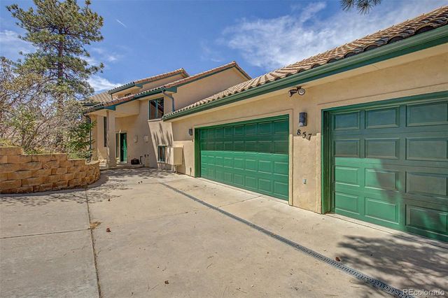 857 Pawnee Trail, Castle Rock, CO 80108