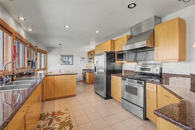 857 Pawnee Trail, Castle Rock, CO 80108