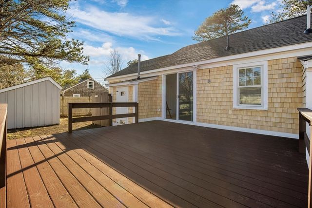 12 Blueberry Ln, Dennis, MA 02639