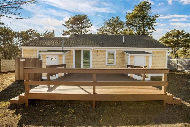 12 Blueberry Ln, Dennis, MA 02639