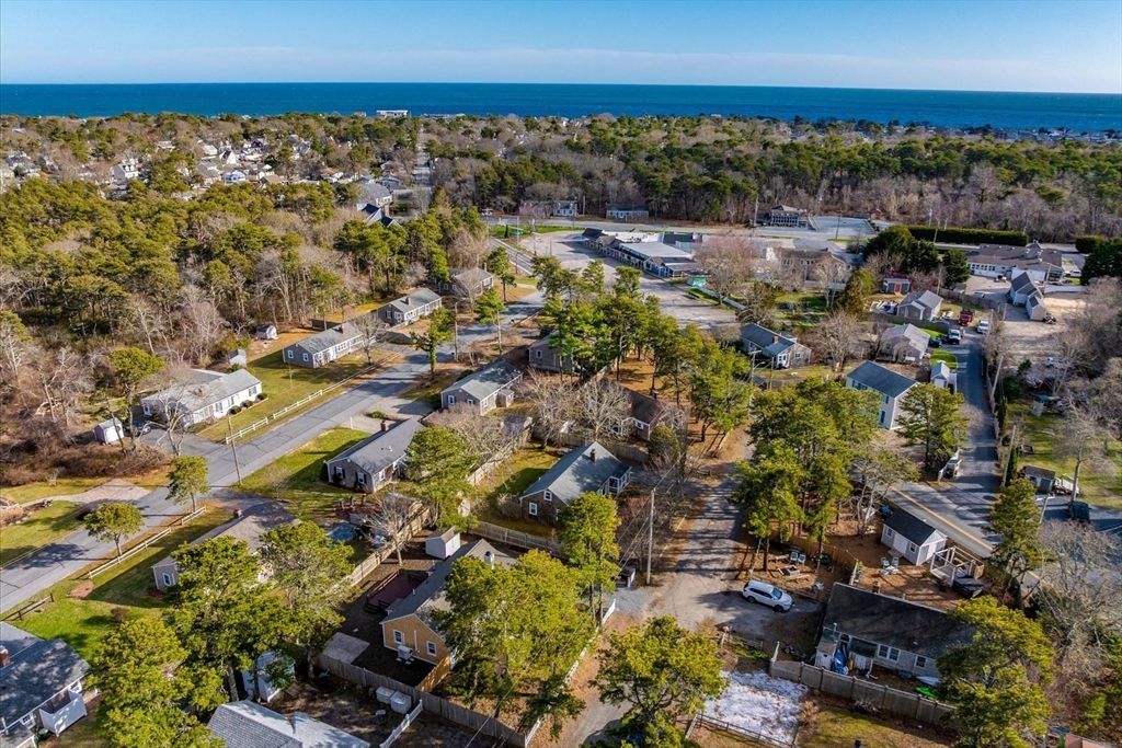 12 Blueberry Ln, Dennis, MA 02639