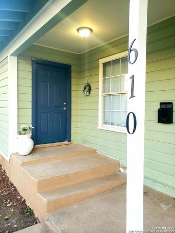 610 El Monte, San Antonio, TX 78212