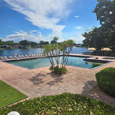 620 Briarwood Cir 1-43, Hollywood, FL 33024