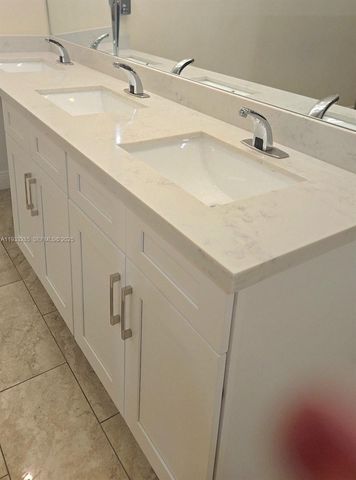 620 Briarwood Cir 1-43, Hollywood, FL 33024