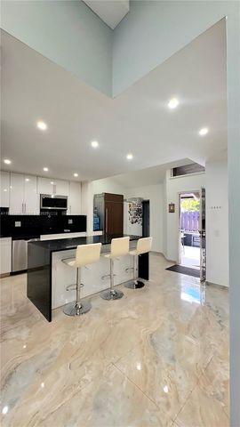 620 Briarwood Cir 1-43, Hollywood, FL 33024