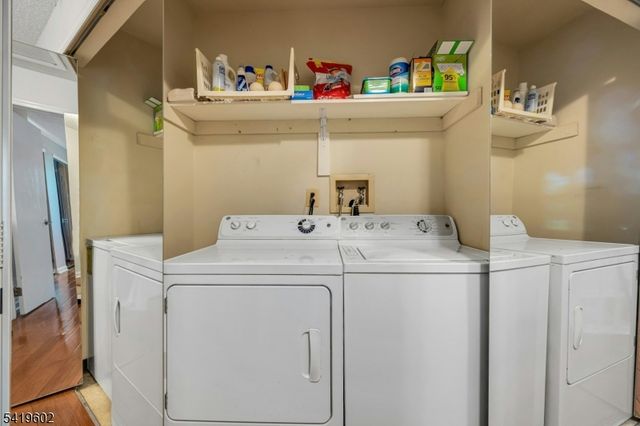 60 Woodward Ln, Bernards Twp., NJ 07920