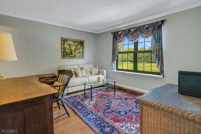 60 Woodward Ln, Bernards Twp., NJ 07920