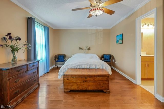 60 Woodward Ln, Bernards Twp., NJ 07920