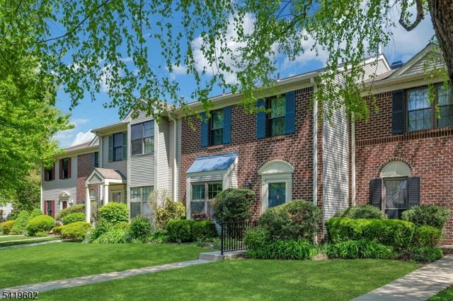 60 Woodward Ln, Bernards Twp., NJ 07920