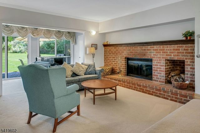 60 Woodward Ln, Bernards Twp., NJ 07920