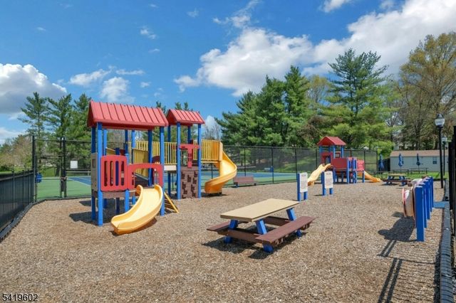 60 Woodward Ln, Bernards Twp., NJ 07920